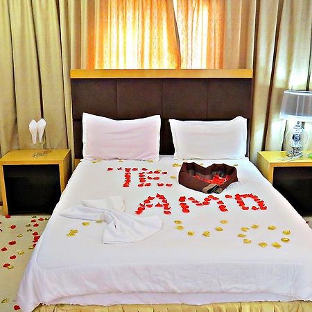 Apart Hotel Gatagold Quifica Luaran gambar
